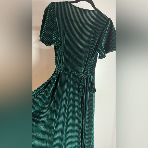 (Green/emerald) Andy Ribbed Velvet Wrap Dress - Picture 14 of 16